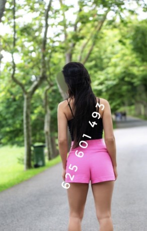 alba-625601493-alba-masajista-erotica