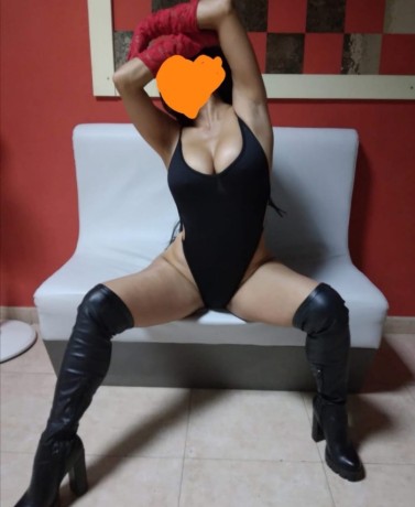 iman-610372614-marroquina-joven-recien-llegada-20eureureur
