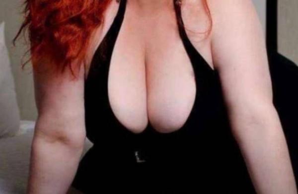 sara-653206733-saraespanola-con-buenas-curvas