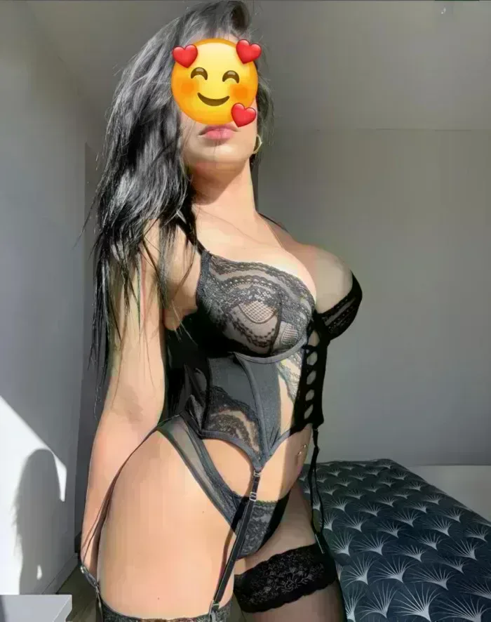 lara-671141024-mujer-panamena-deseosa-de-sexo-el-mejor-frances