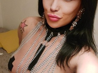 monica-672984954-chica-trans-brasilena-exquisita-en-valencia