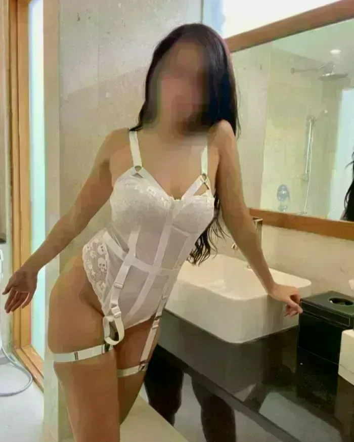alejandra-632573878-recien-llegada-sumisa-deliciosa-en-avila