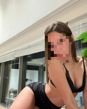 sara-604217459-jovencita-cachonda-y-viciosa-en-sabadell-sur-24h