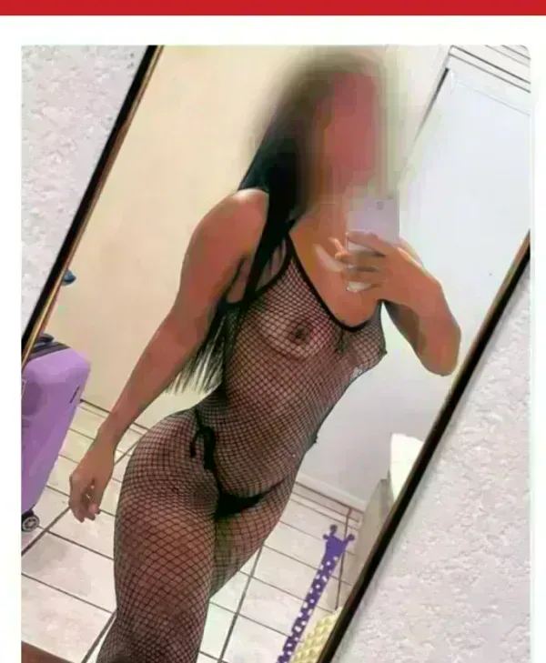 jovencita-canera-lat-642672507-ardiente-en-la-puta-cama