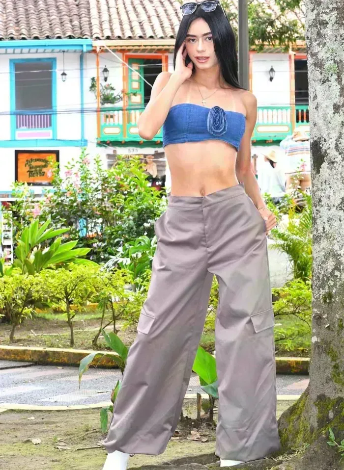 melany-607866872-colombiana-de-elite-muy-guapa-y-decidida
