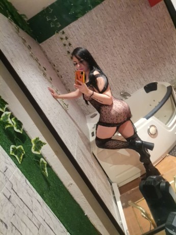 taty-745081697-colombiana-sexy