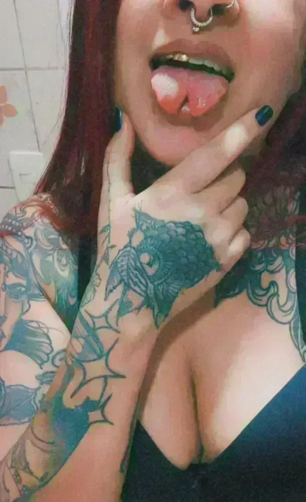 pilar-613215761-besos-de-lengua-trato-de-novia-e-festeira