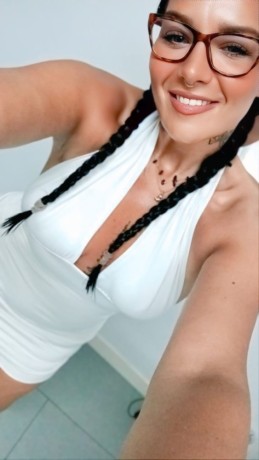 estrella-espanola-624094807-exclusiva-espanola-vip-lujo-y-trato-vip-llamame-y-quedamos
