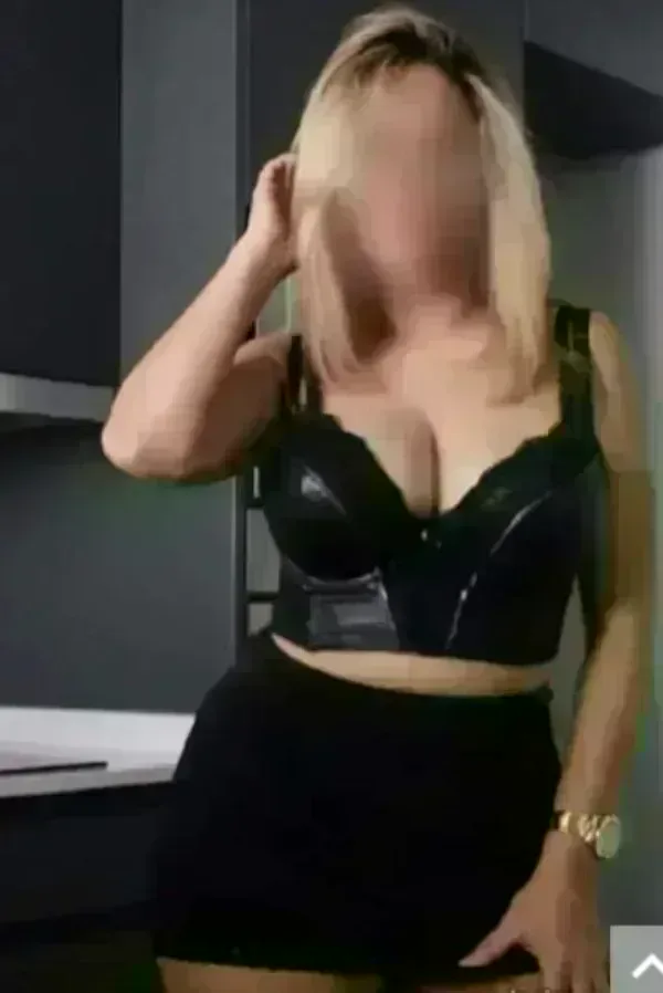daniela-643615145-rubia-disponible-tambien-domicilio-ambiente-elegante-y-reservado