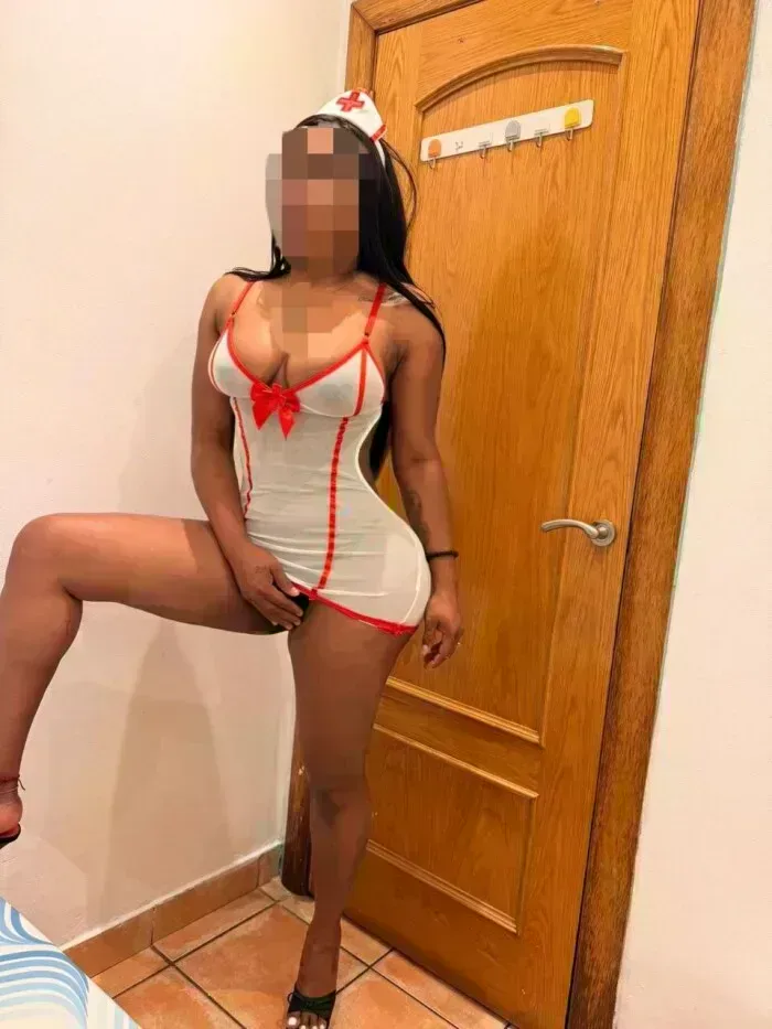 lorena-613583221-lorena-colombiana-fiestera-nalgona-en-huesca