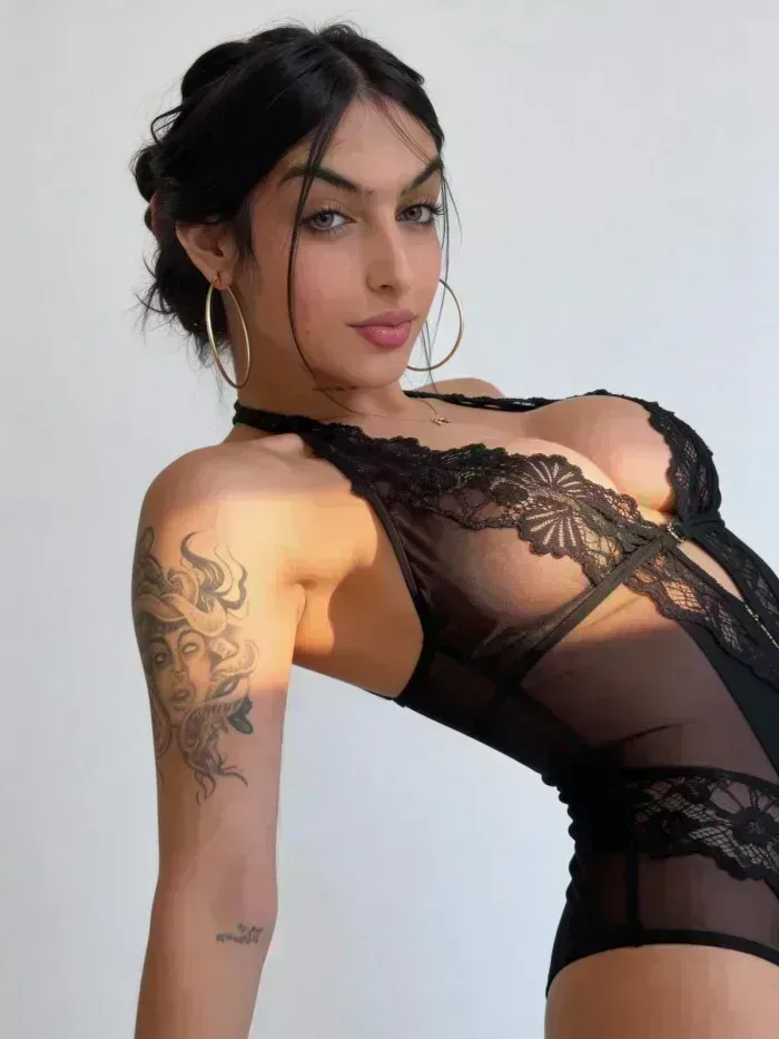 catalina-jovencita-663364480-bellisima-y-jovencisima-chica-trans-morbosa
