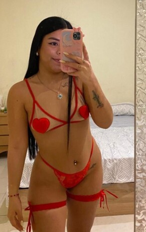 marcela-667724181-en-gandia-colombiana-de-lujo-con-curvas-infinitas