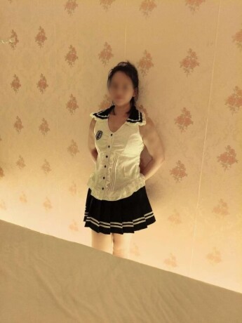 lina-632830245-masajistas-y-escorts-guapas-sexys-nuevas-en-tu-zona