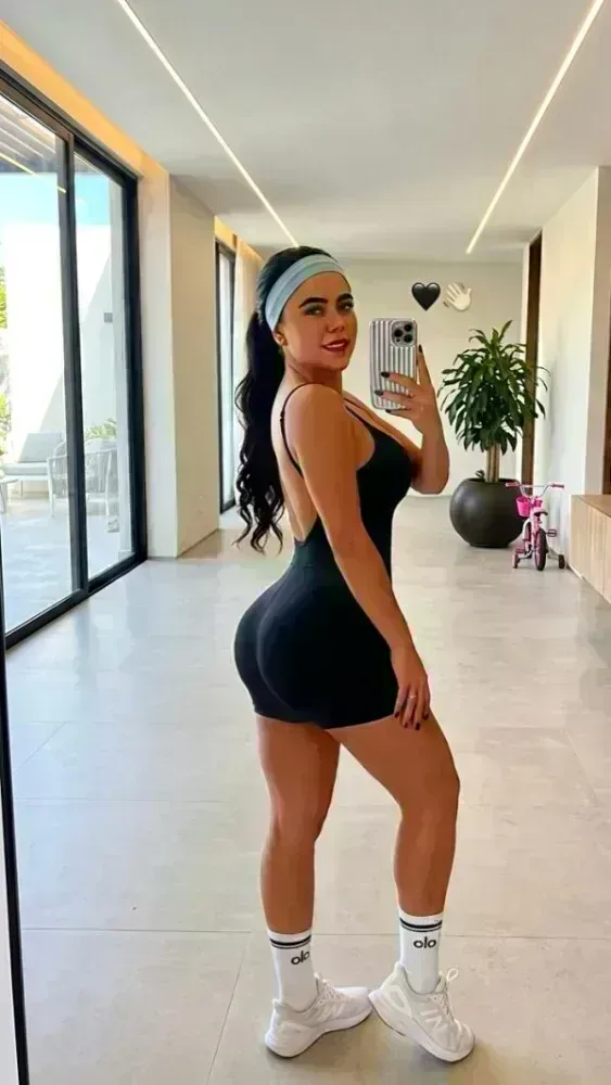 katalyna-624368669-morenaza-colombiana-28-aos-sin-engaos-con-aire-acondicionado