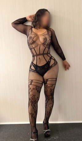 carla-643856150-por-cervera-colombiana-de-lujo-explosiva-y-juguetona
