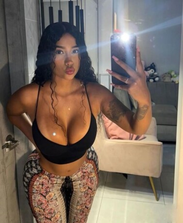 jimena-613889085-masajista-gupisima-jovencita-exuberantes-curvas