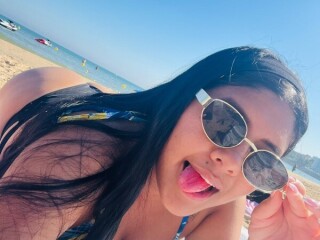 amanda-643072634-amanda-chica-fiestera
