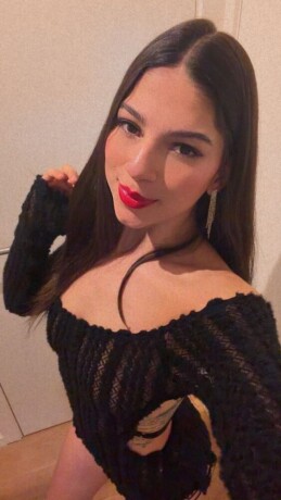 jessica-643564694-jessica-colombianacalientemojadita-en-mi-cuarto