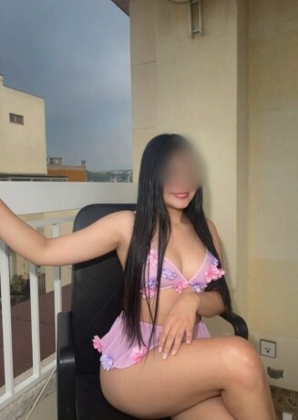 laurita-600165388-novedad-hermosa-colombiana-en-figueres