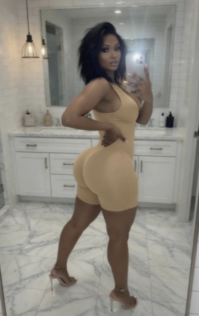 perla-603365657-tu-chica-ideal-para-cumplir-todas-tus-fantasias