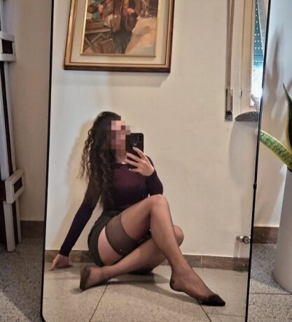lili-613354838-lili-35-chilena-en-sevilla