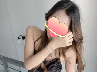 luna-613418848-recien-llegadas-jovencitas-sensuales-hermosas