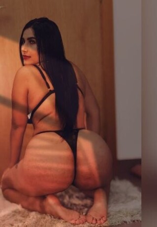 karol-612282346-karol-joven-latina-fiestera-24h