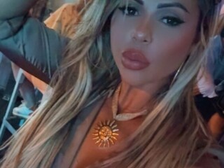 alexandra-603985162-soy-tu-diosa-en-benidorm-belleza-real-y-sin-limites