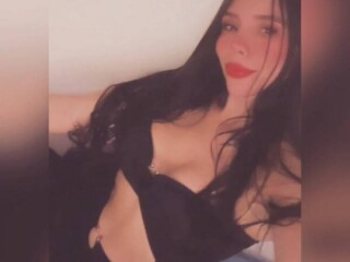 celeste-dependienta-632663649-llegue-para-darte-los-mejores-momentos-de-placer