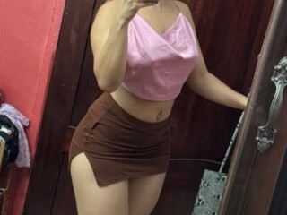 latina-fogosa-641955177-madurita-muy-guapa