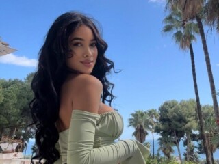 lily-613766150-24h-100-real-lily-ven-y-descubre-mas-de-mi