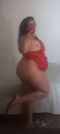 diana-613616895-diana-brasilena-muy-complaciente-al-top