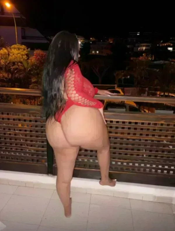 isa-613829254-isa-venezolana-novedad-ven-a-follarme
