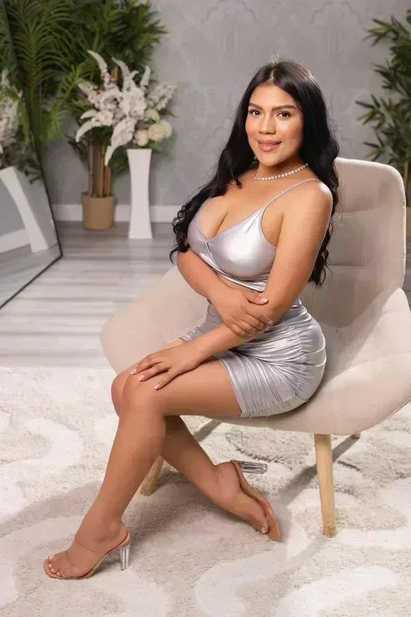 mia-en-ibiza-617786795-mia-colombiana-acompanante-de-lujo-en-ibiza
