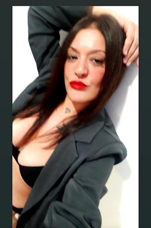 sofia-643135823-sofia-espanola-trios-analimplicada-fiestera-traviesa-valencia