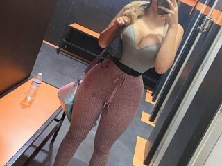 yeny-642997032-la-diosa-de-la-fiesta