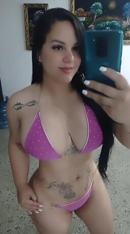 dayana-627558028-sonrisa-irresistible-fotos-reales-buena-compania