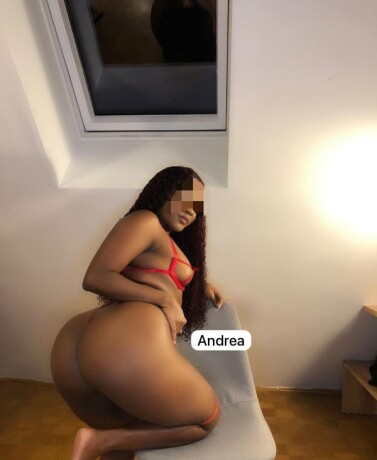 andrea-634288146-recien-llegada-a-tu-ciudad
