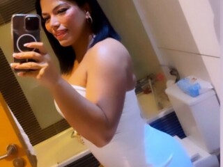 nahomy-602665063-fiestera-morbosa-latina-recien-llegada