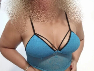 samantha-663186987-fiestera-y-canera