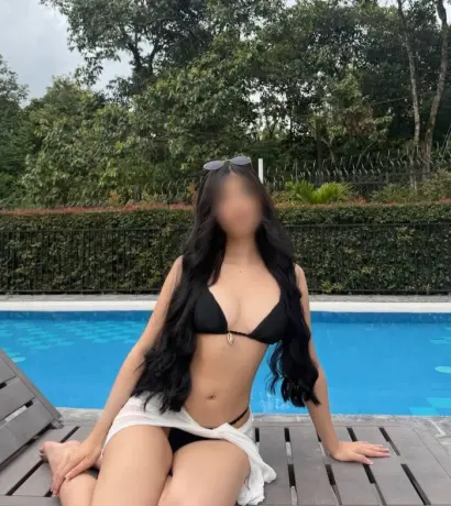 VICTORIA 602050089, LATINA JOVENCITA Y APRETADITA EN SEVILLA ESTE 3