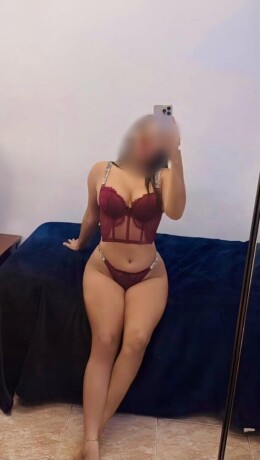 alicia-613914489-alicia-dulce-pero-peligrosa