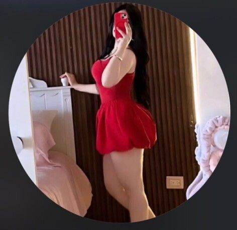 lenys-602737429-latina-con-curvascaliente-y-morbosa