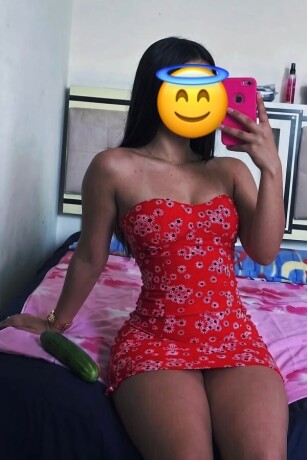 arianny-657470204-linda-y-profecional-putita-dispuesta-a-todo
