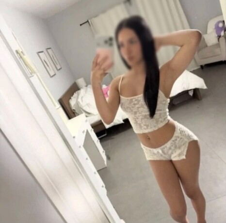 marta-613943785-novedad-jovencita-fiestera-juguetona