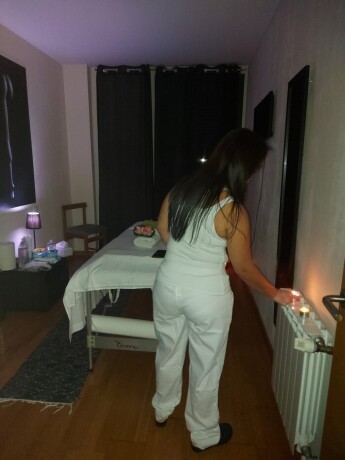 vicky-604146862-excelente-quiromasajista-espanola