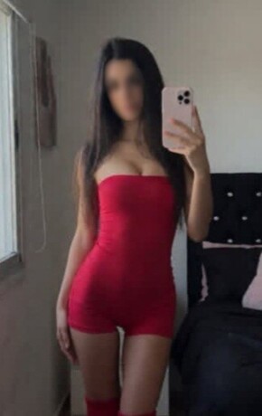 lolita-602589329-jovencita-cachonda-y-sensual