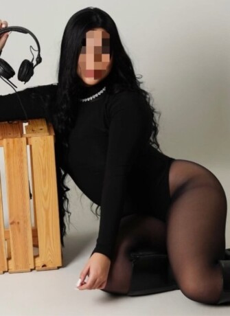 carolina-612425172-hola-soy-una-chica-latina-recien-llegada