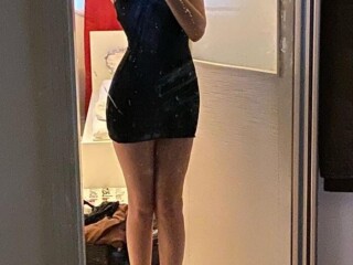 tamara-632743956-deliciosa-latina-muy-estrechita-deseando-follar