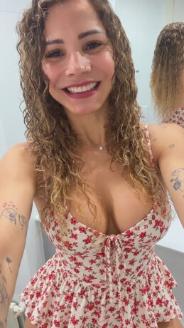 leticia-743005147-doy-besos-con-legua-griego-a-top-frances-natural-hasta-elfinal